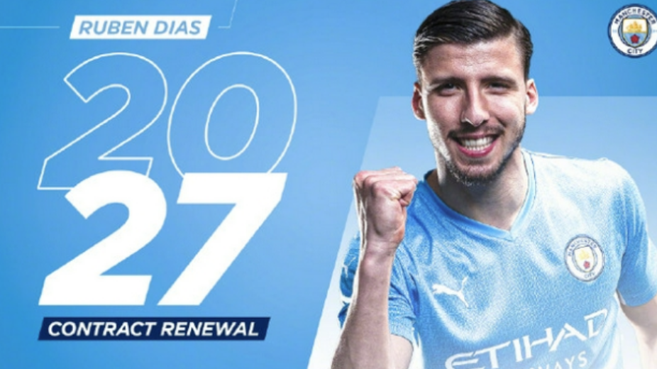 Manchester City oficiálně oznámil prodloužení šestiletého Diazova kontraktu na uzamčení jádra obrany